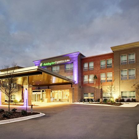 Holiday Inn Express & Suites Charleston Ne Mt Pleasant Us17 By Ihg Mount Pleasant Exterior photo