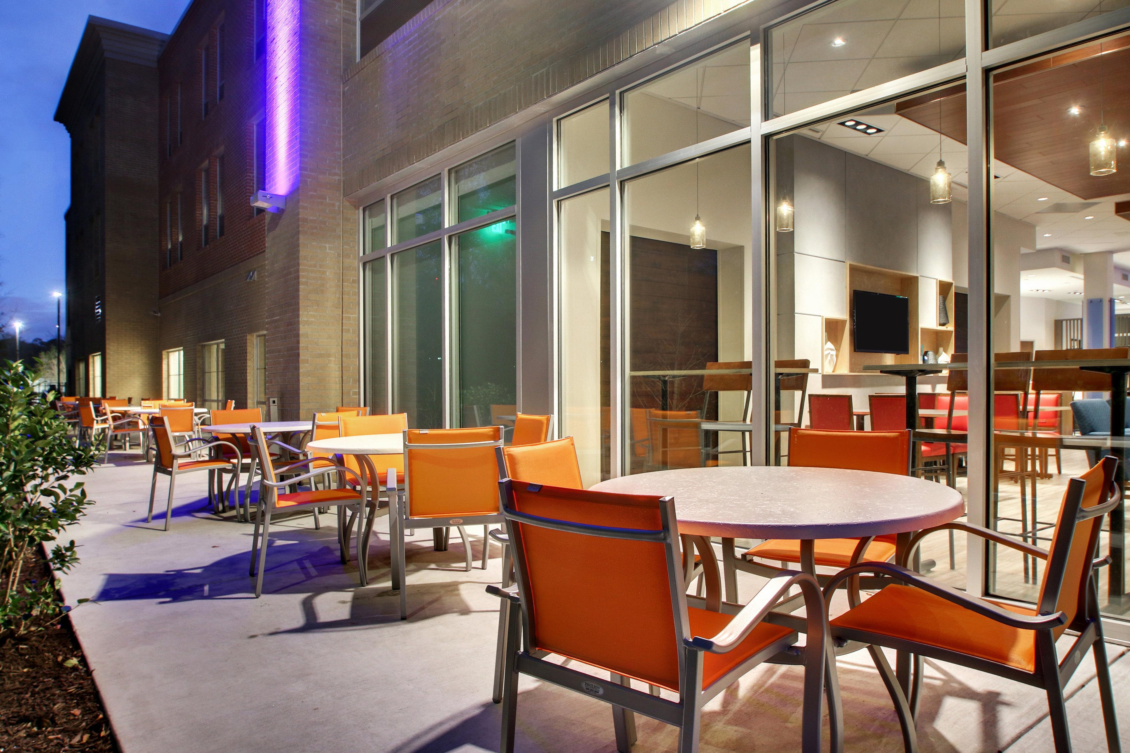 Holiday Inn Express & Suites Charleston Ne Mt Pleasant Us17 By Ihg Mount Pleasant Exterior photo